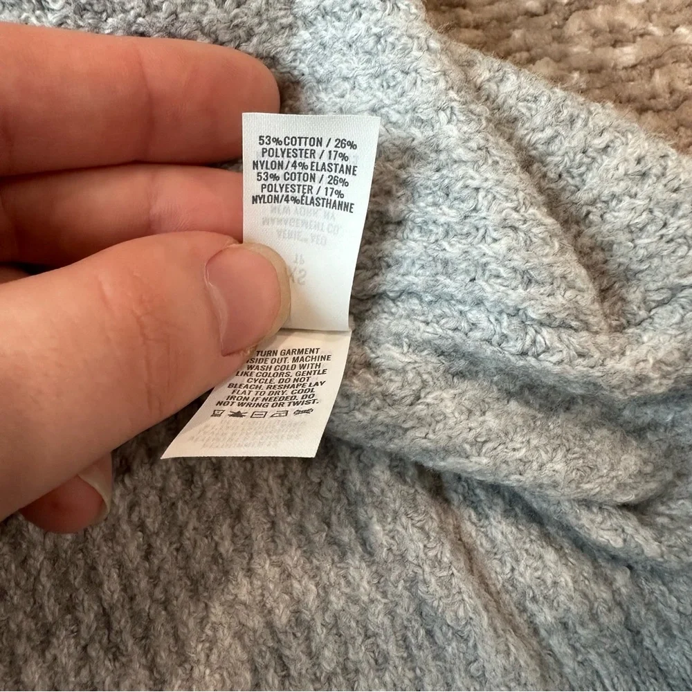 Aerie Grey Waffle Knit Crew Neck Pullover Sweater